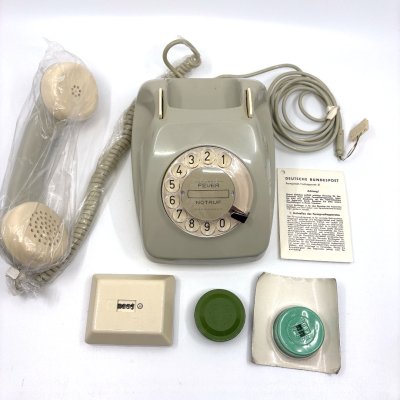 Post Telefon FeTAp 611-2a  grau unbenutzt  BJ 12 / 76 mit Karton